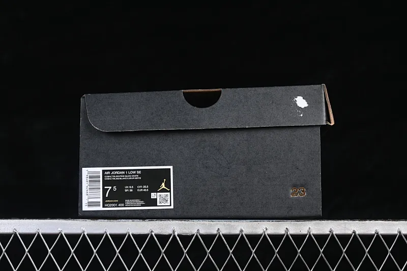 All categories Air Jordan Jordan series basketball shoes Air Jordan 1 Low Air Jordan 1 Low AJ1 Joe 1 white and blue denim pink diamond hook low-top casual sneakers HQ2001-400